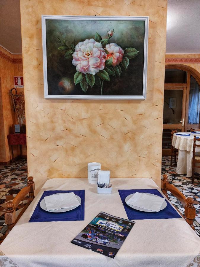 Hotel Residence Sant'Anna Bedonia Exterior foto